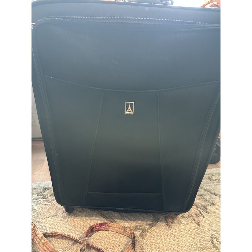 Travel Pro check in Suitcase